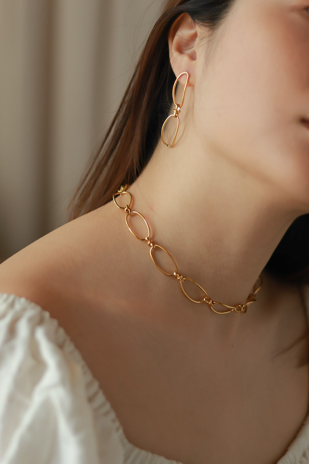 French Oval Choker Necklace