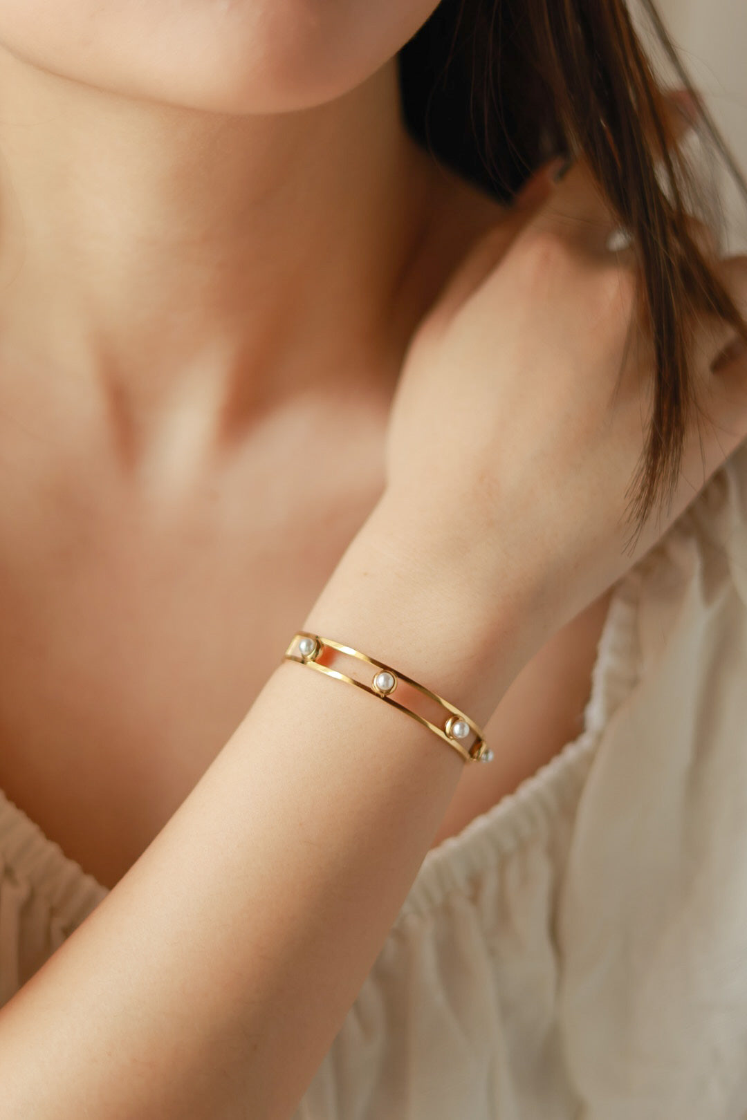 Simple Pearl Bracelet