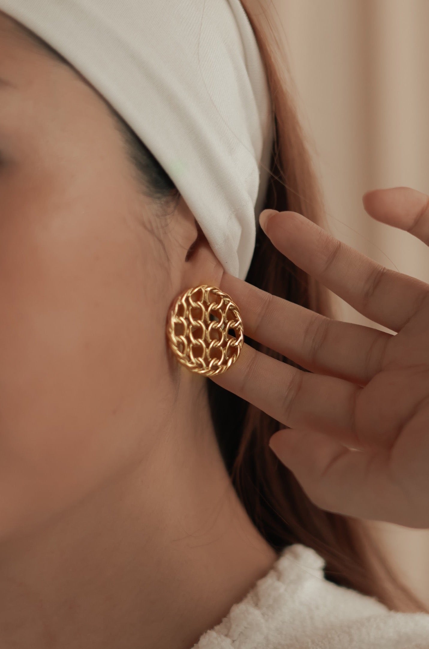 Vintage Chain Round Studs