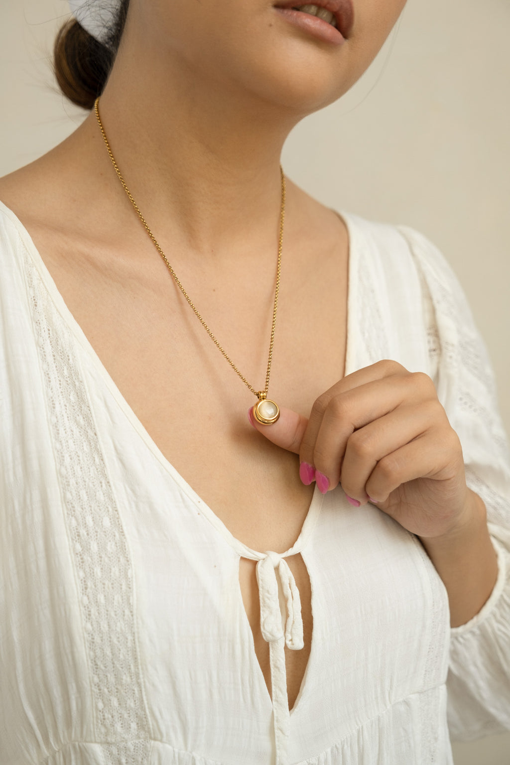 Round Rose Quartz Pendant