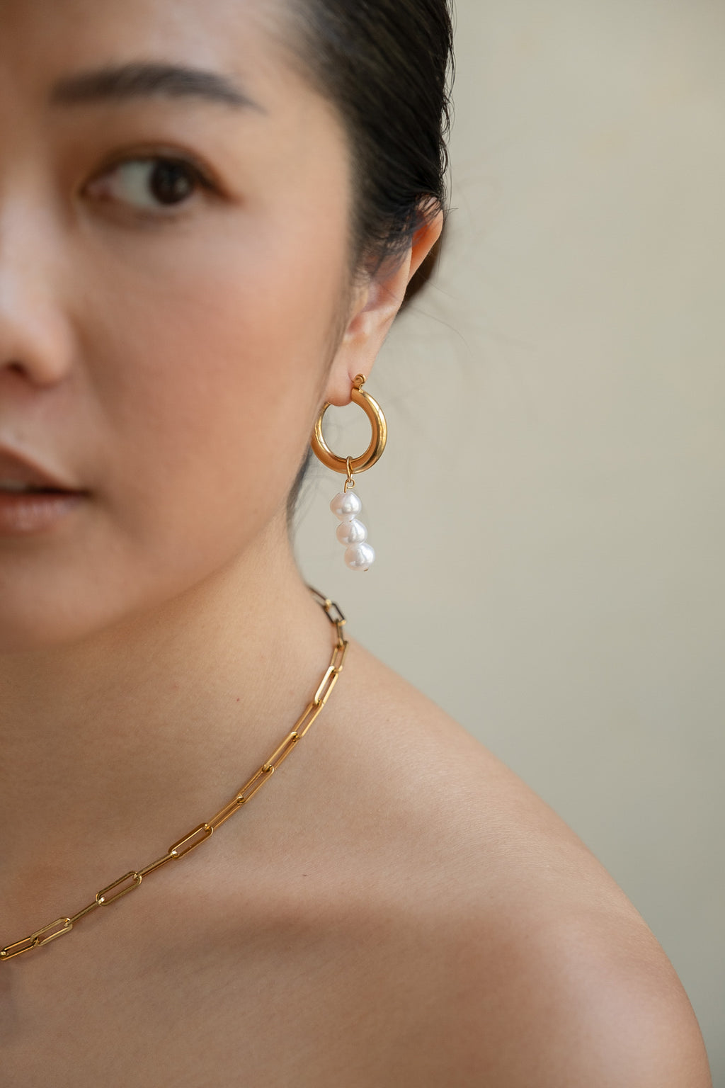 3 Pearls Drop Earrings