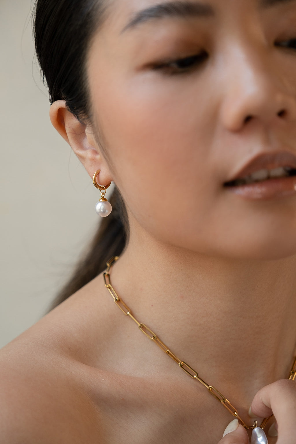Dainty Pearl Drop Earrings