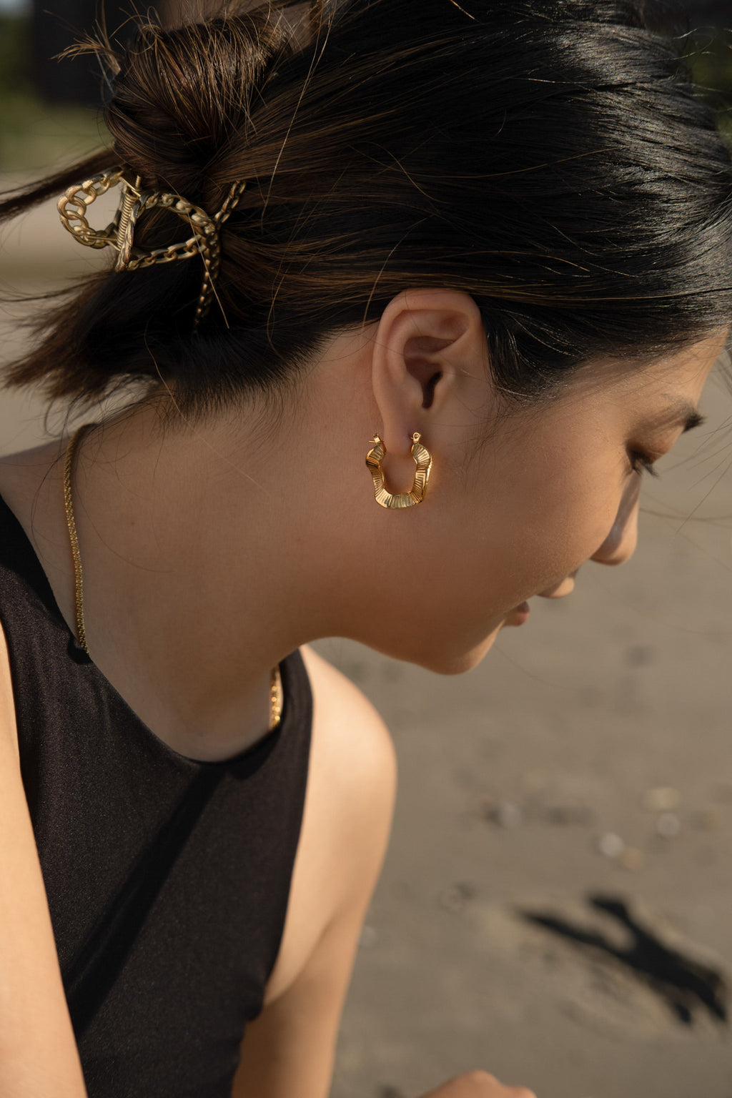 Wavy Hoops