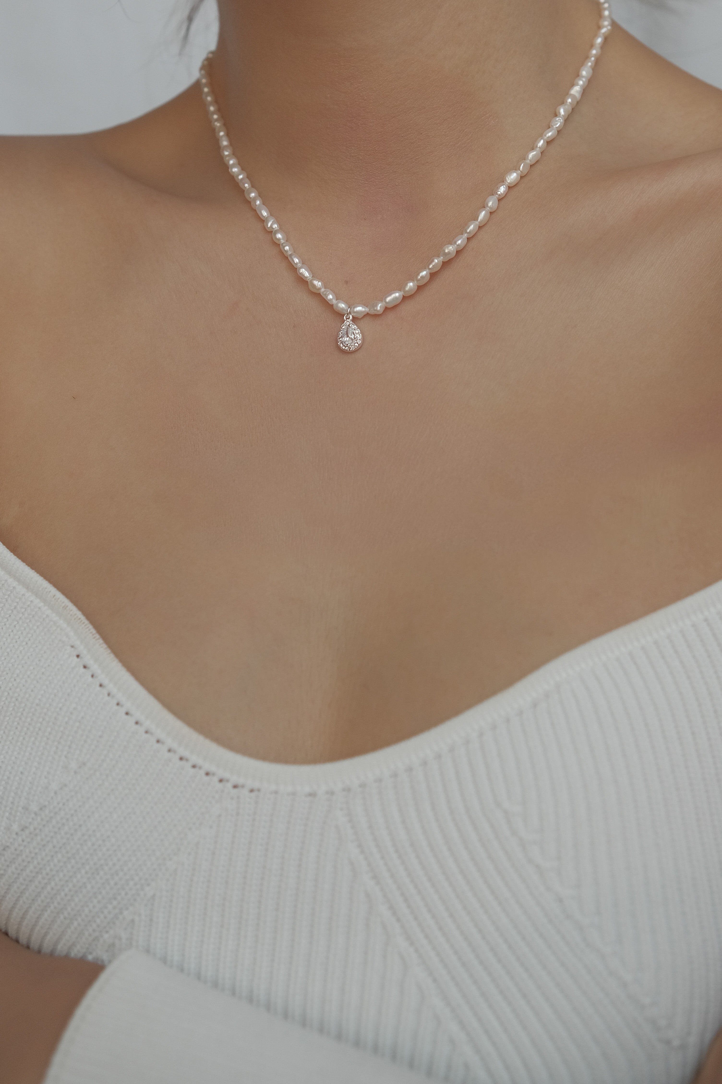 Diamond Pearl Necklace