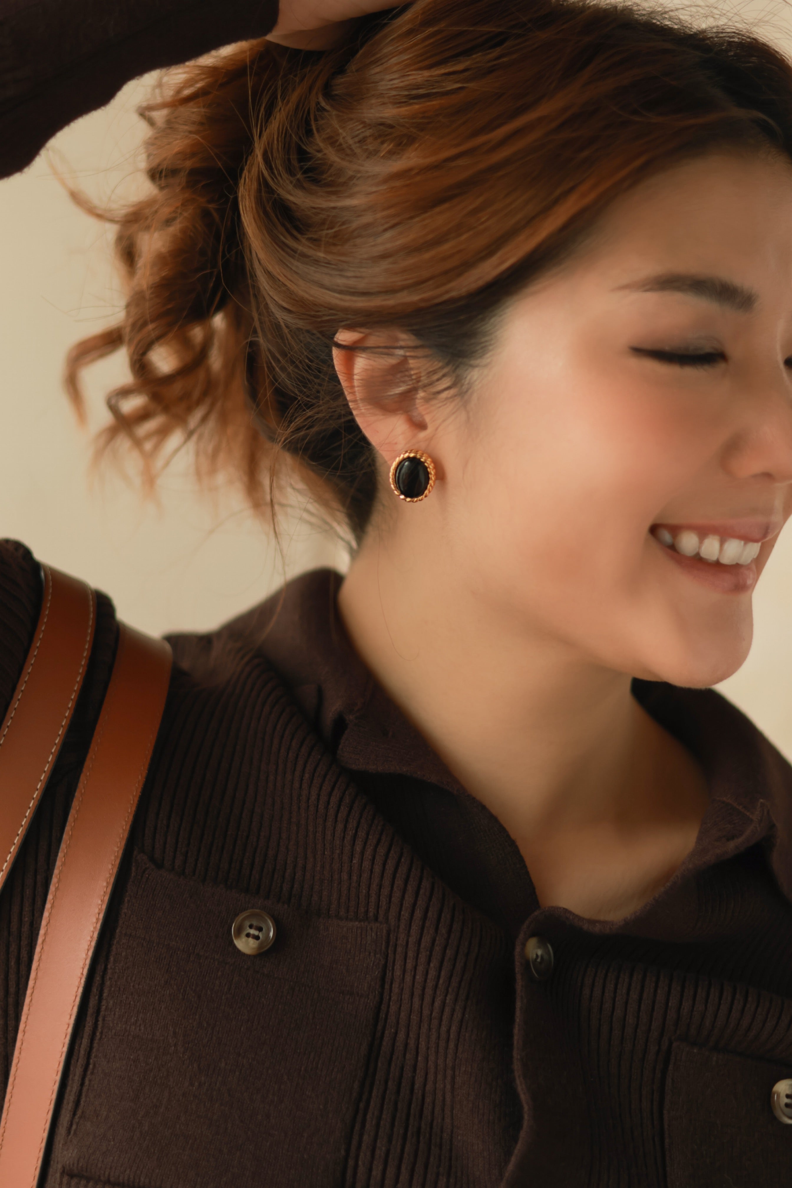 Vintage Oval Onyx Studs