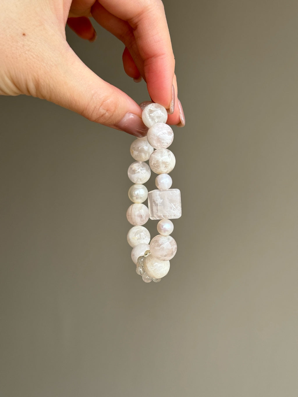 Cherry Blossom Agate with Pearls Crystal Bracelet