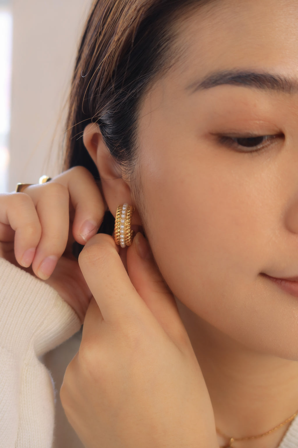 Pearl & Twisted Hoops