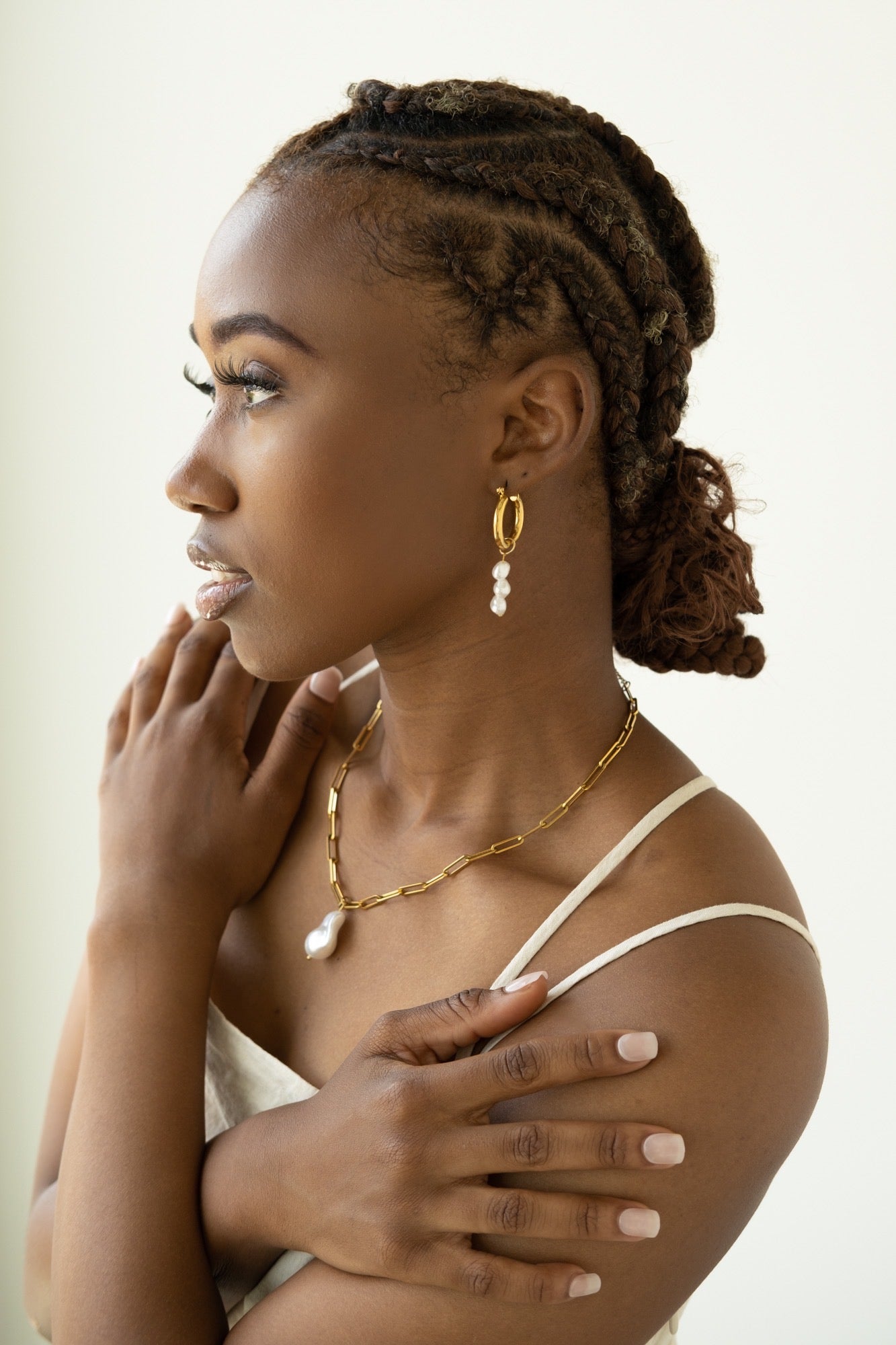 3 Pearls Drop Earrings