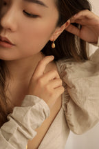 Dainty Teardrop Earrings