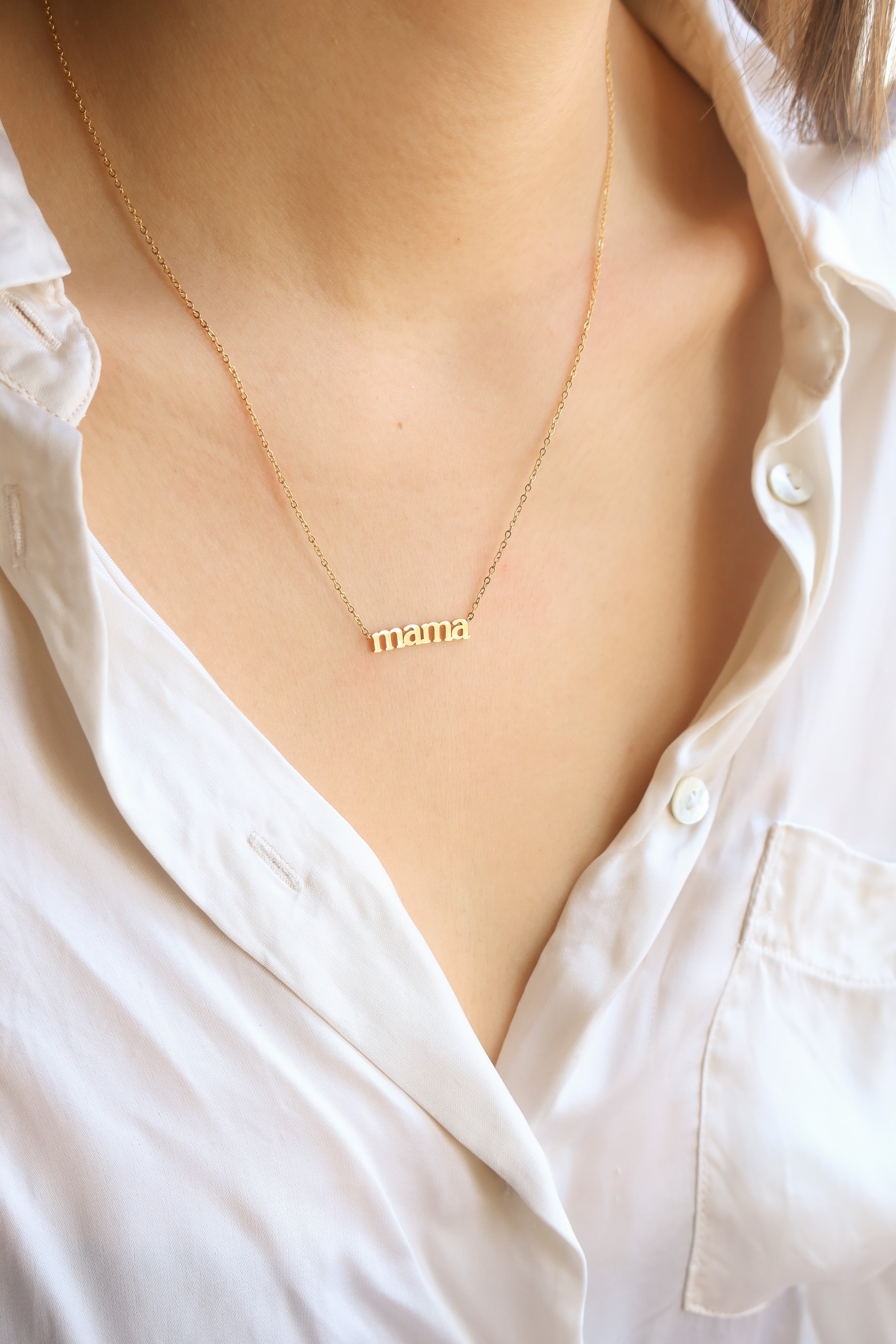 Mama Necklace