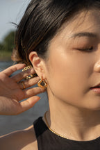 Wavy Hoops
