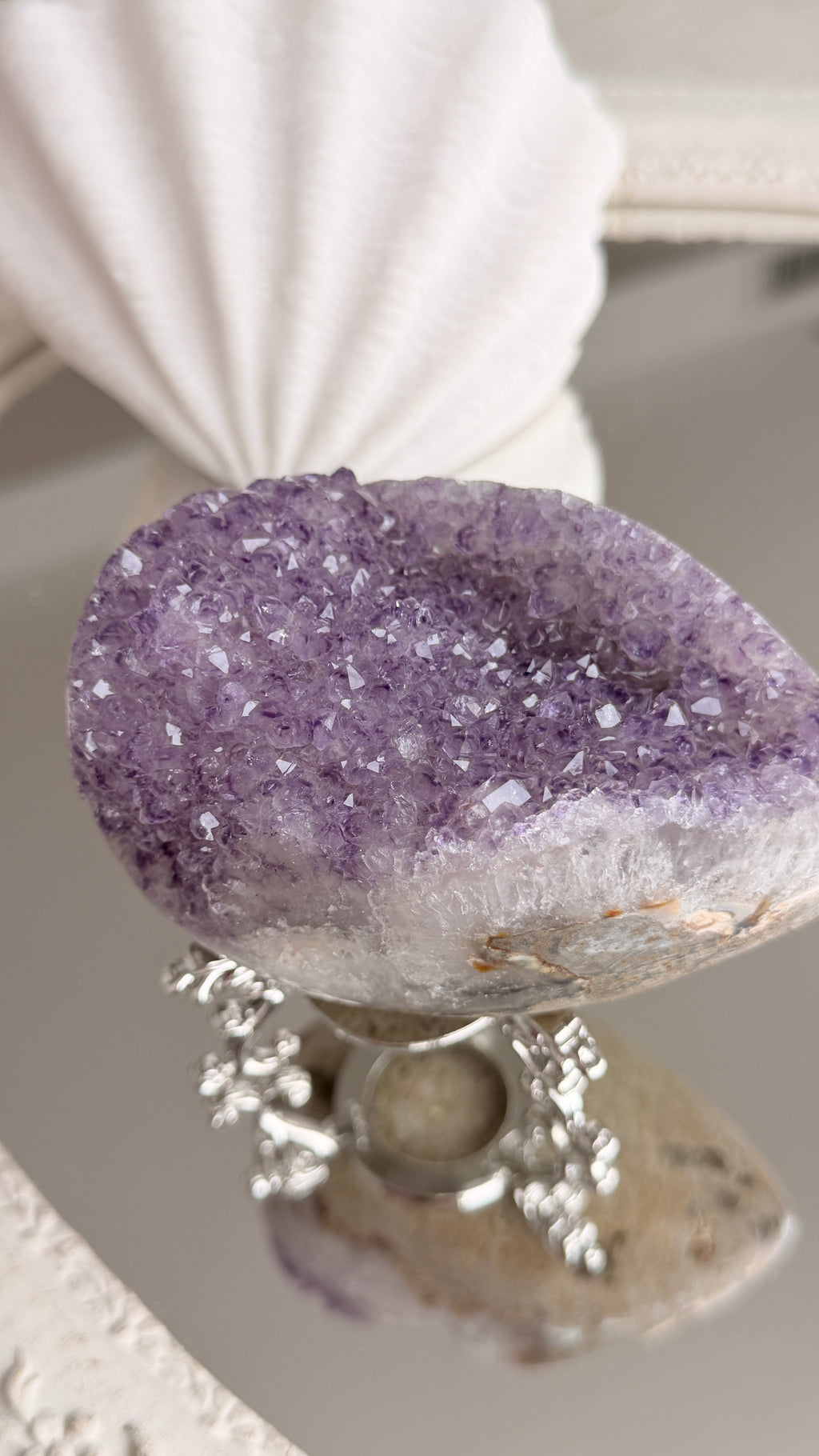 Brazilian Amethyst Druzy Egg #C (Stand Included)