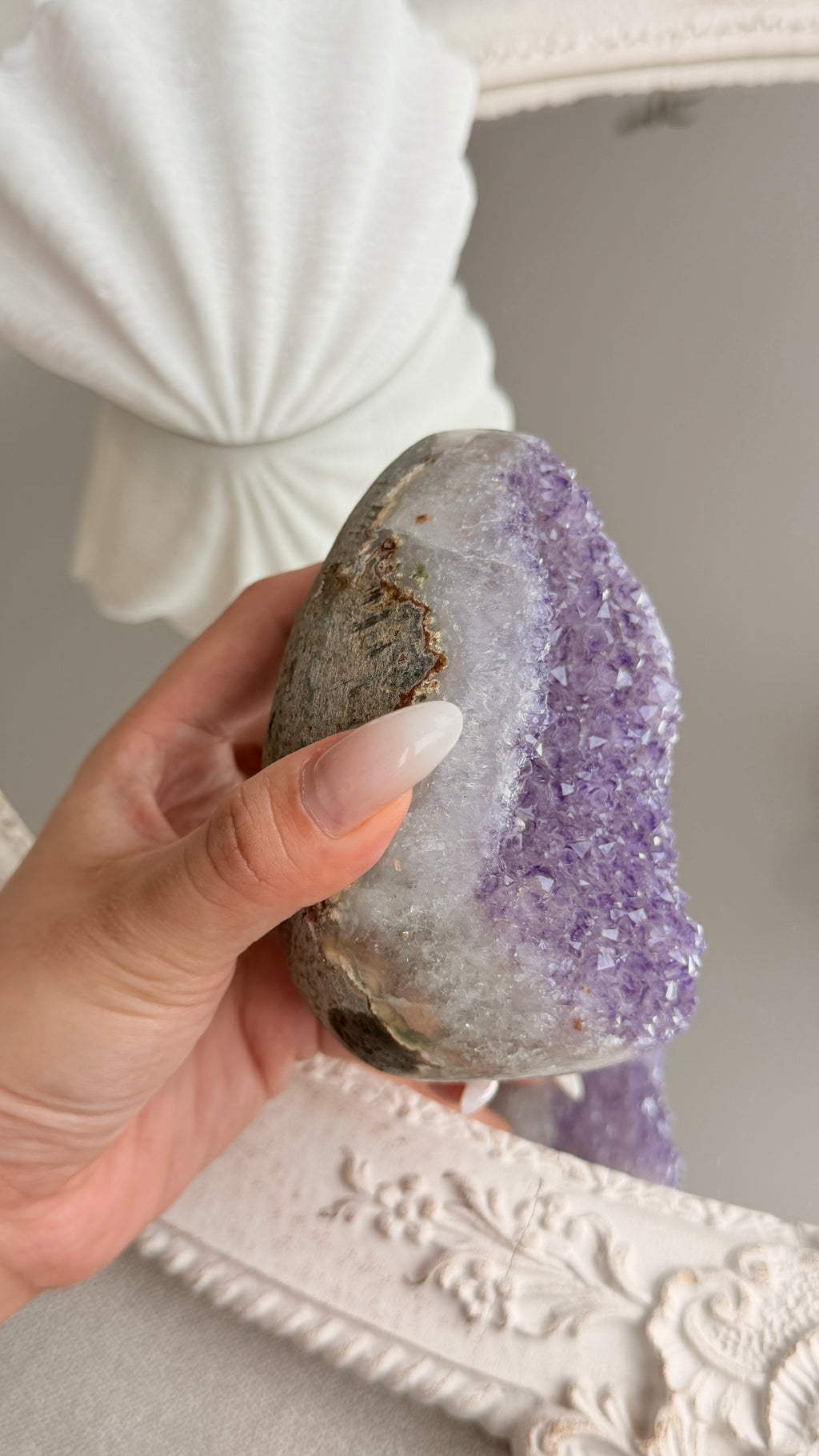 Brazilian Amethyst Druzy Egg #C (Stand Included)