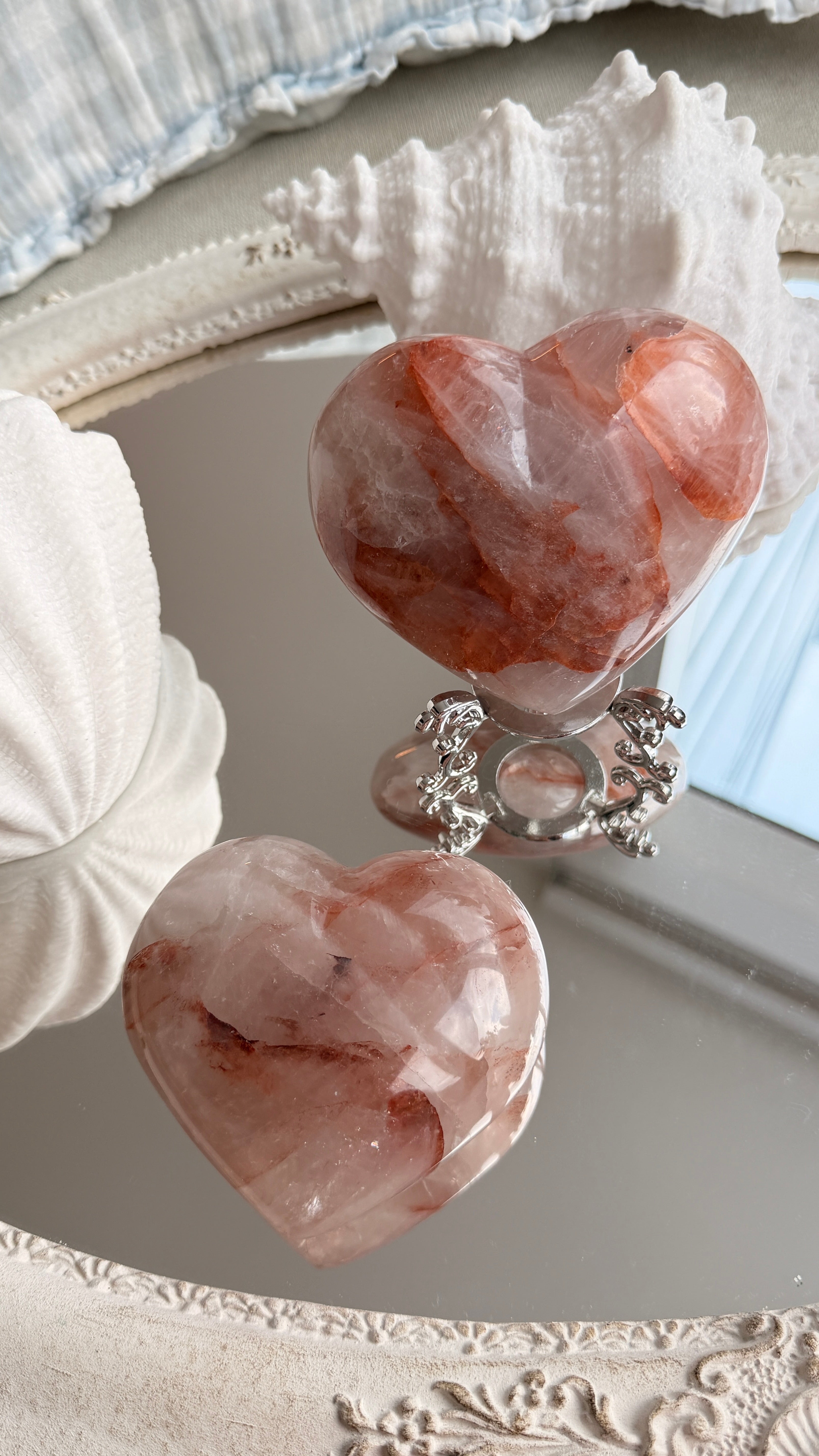 Fire Quartz Heart (with Stand)