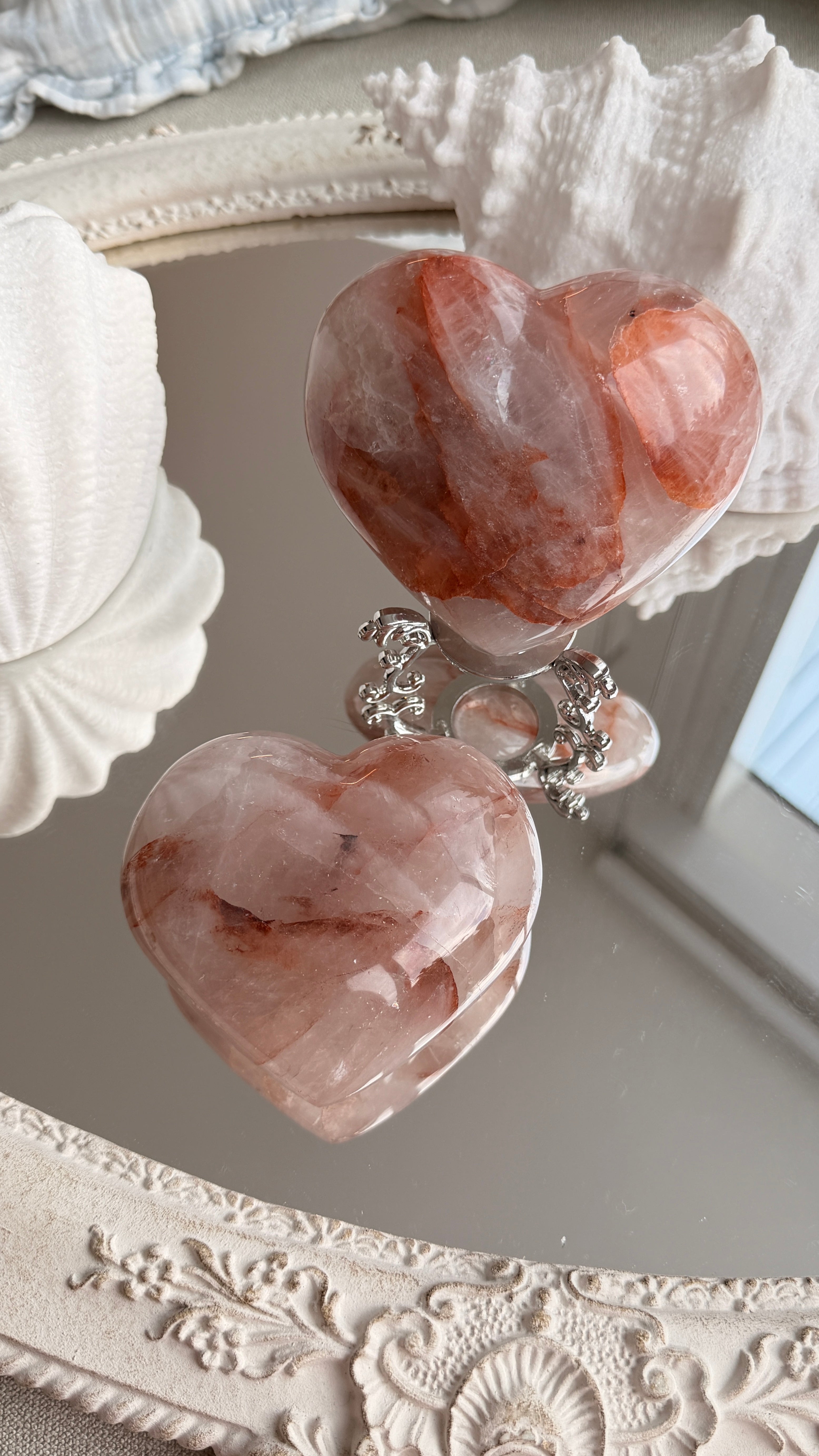 Fire Quartz Heart (with Stand)