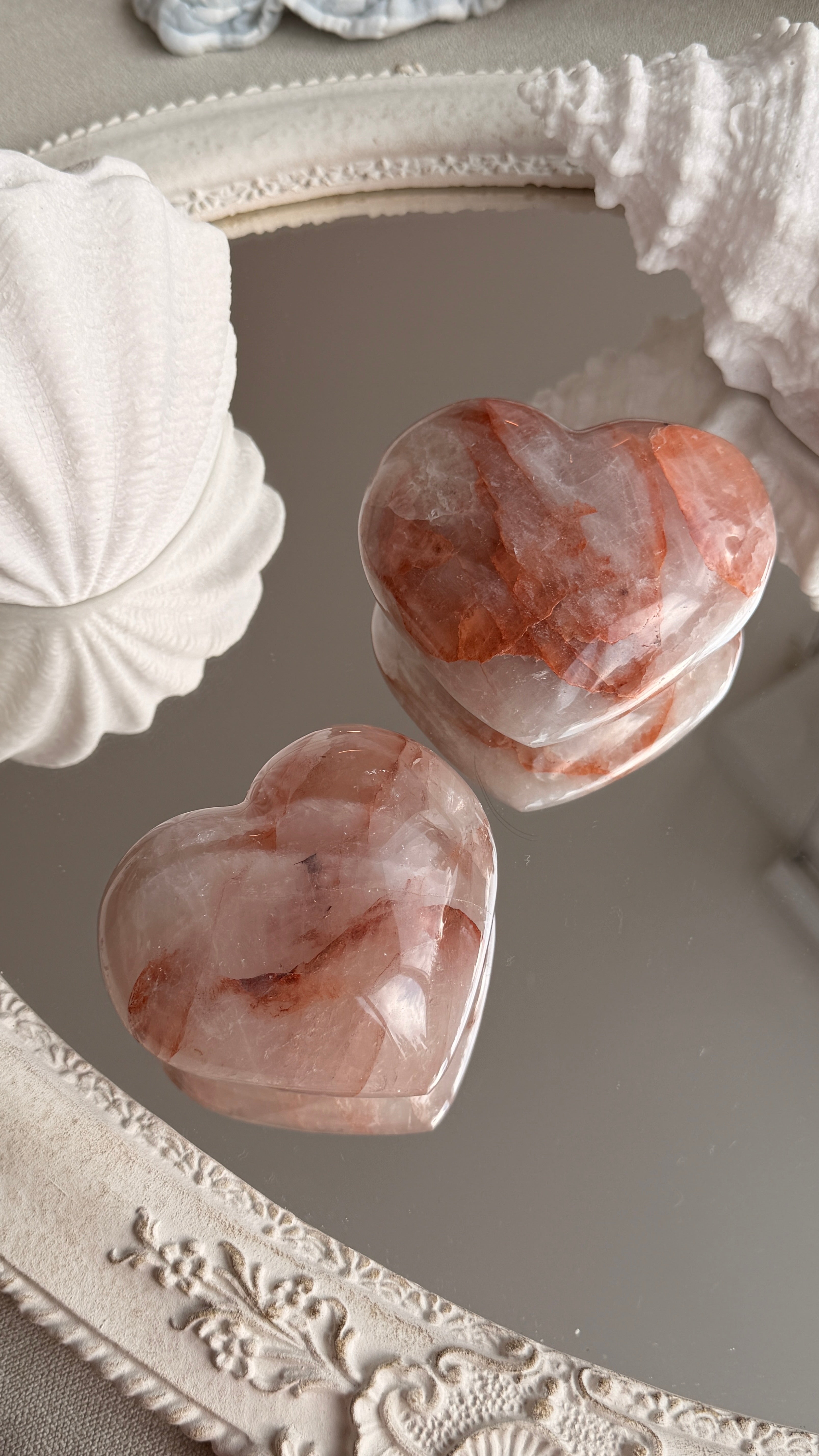 Fire Quartz Heart (with Stand)