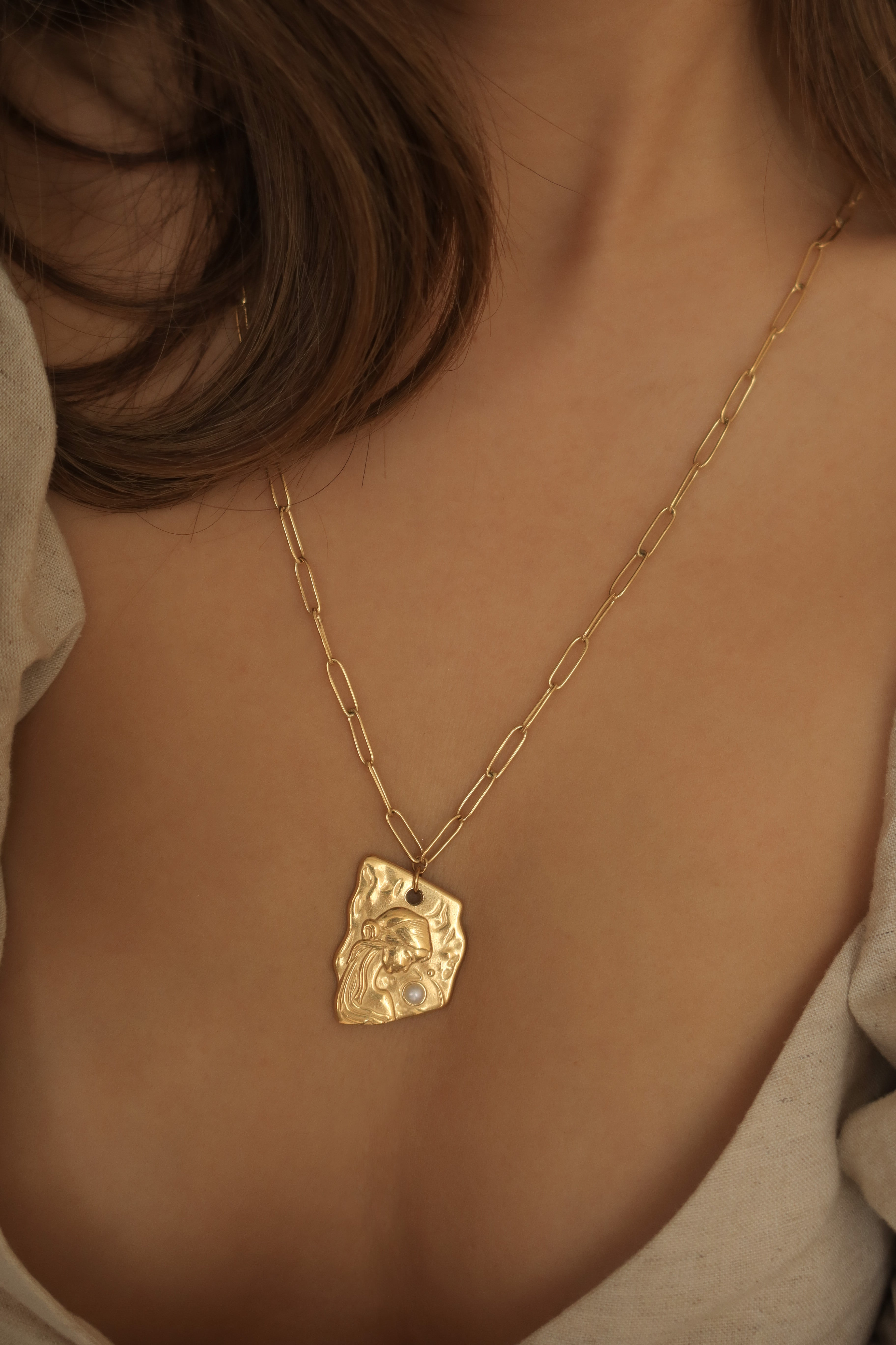 Rome Penant Necklace