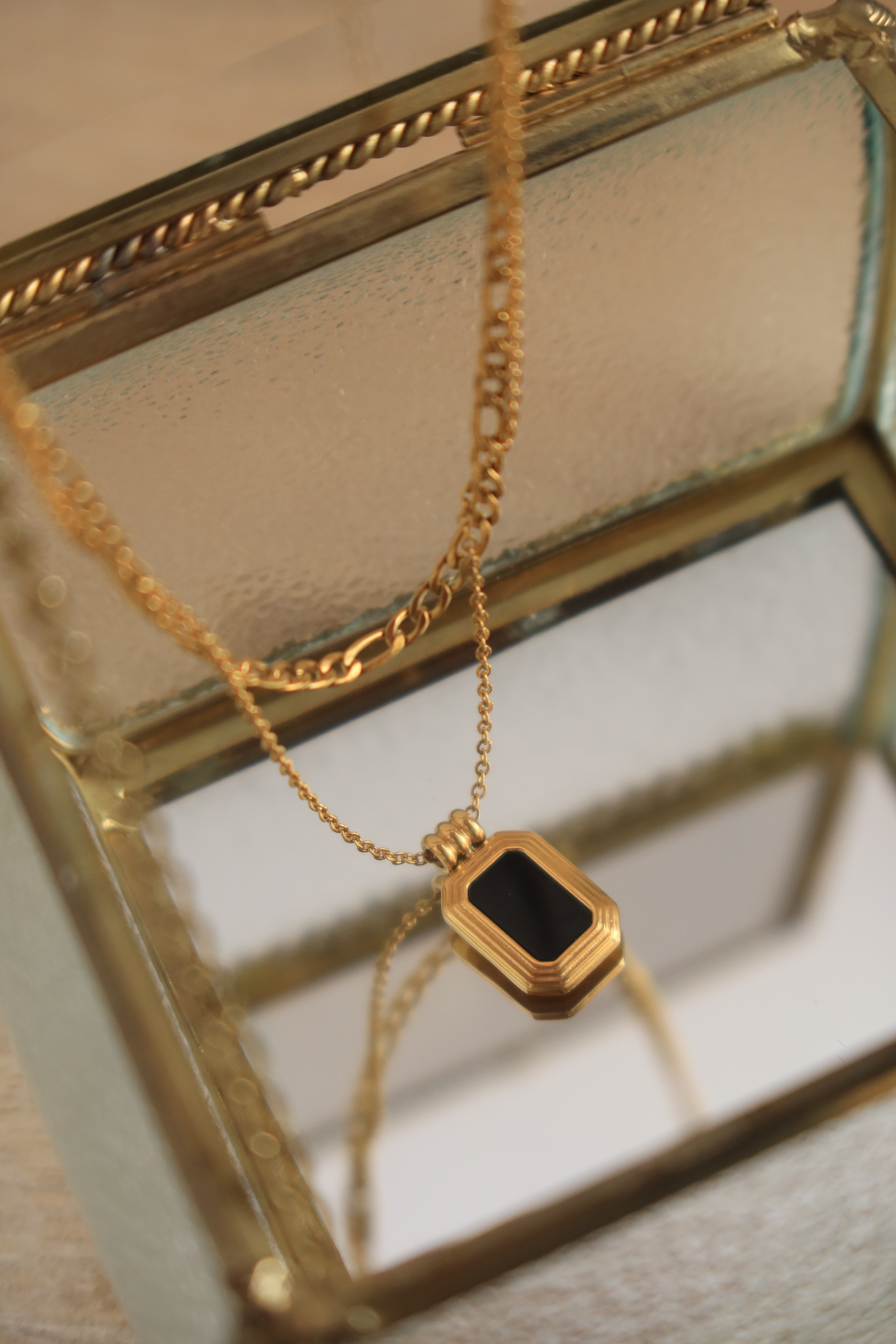 Layering Onyx Necklace Set