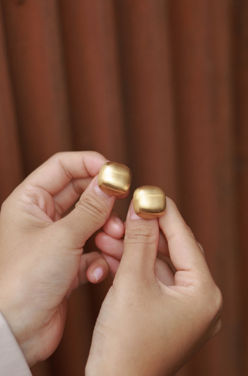 matte square gold stud earrings 