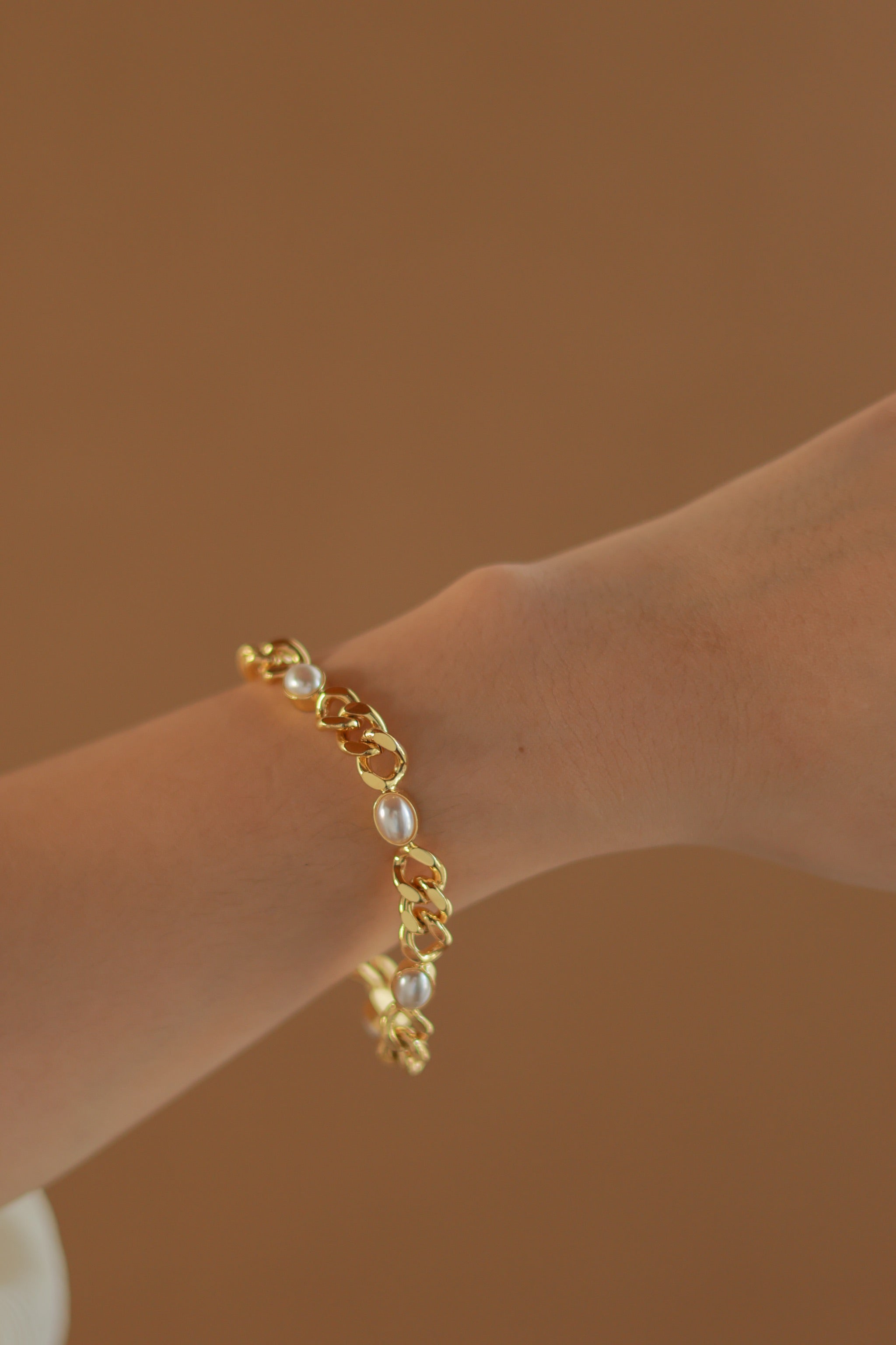 Pearl Chain Bracelet