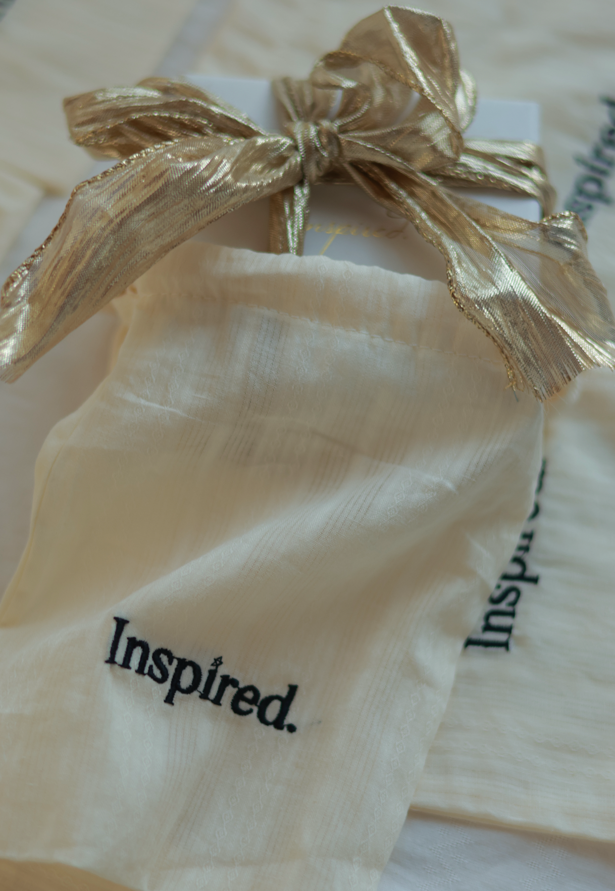 Gift Wrap & Message Card