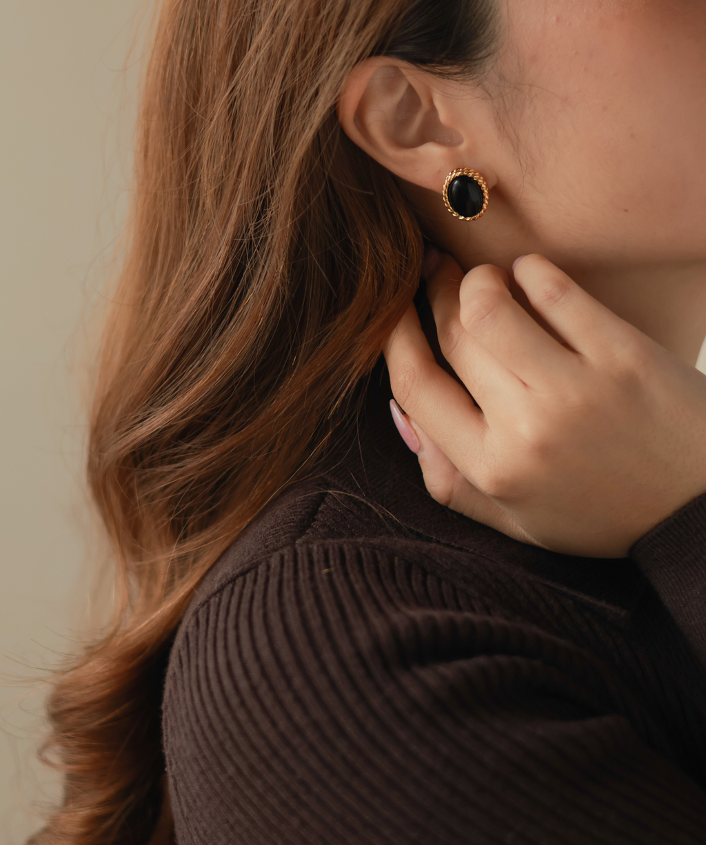Vintage Oval Onyx Studs