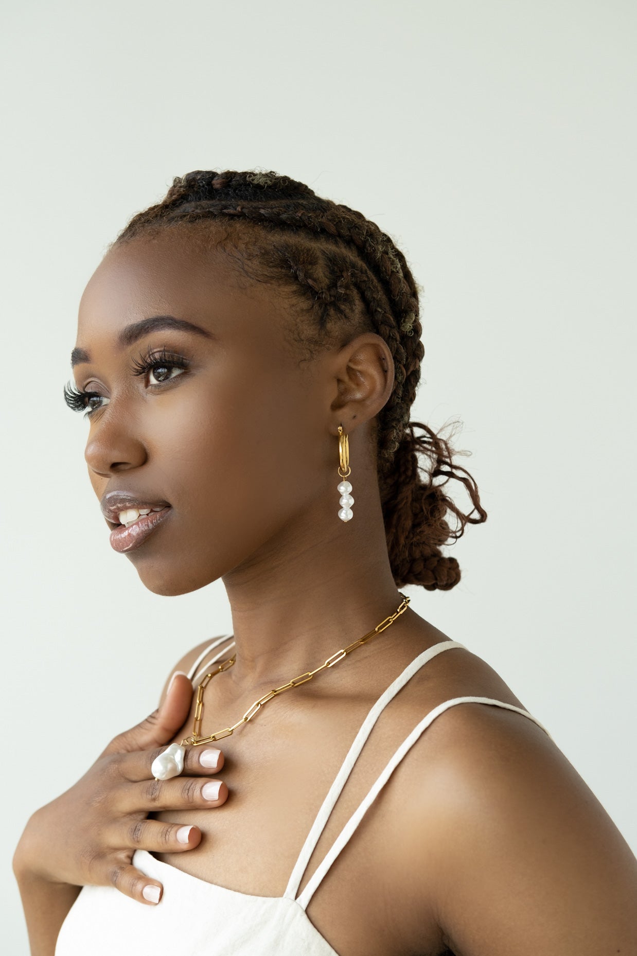 3 Pearls Drop Earrings