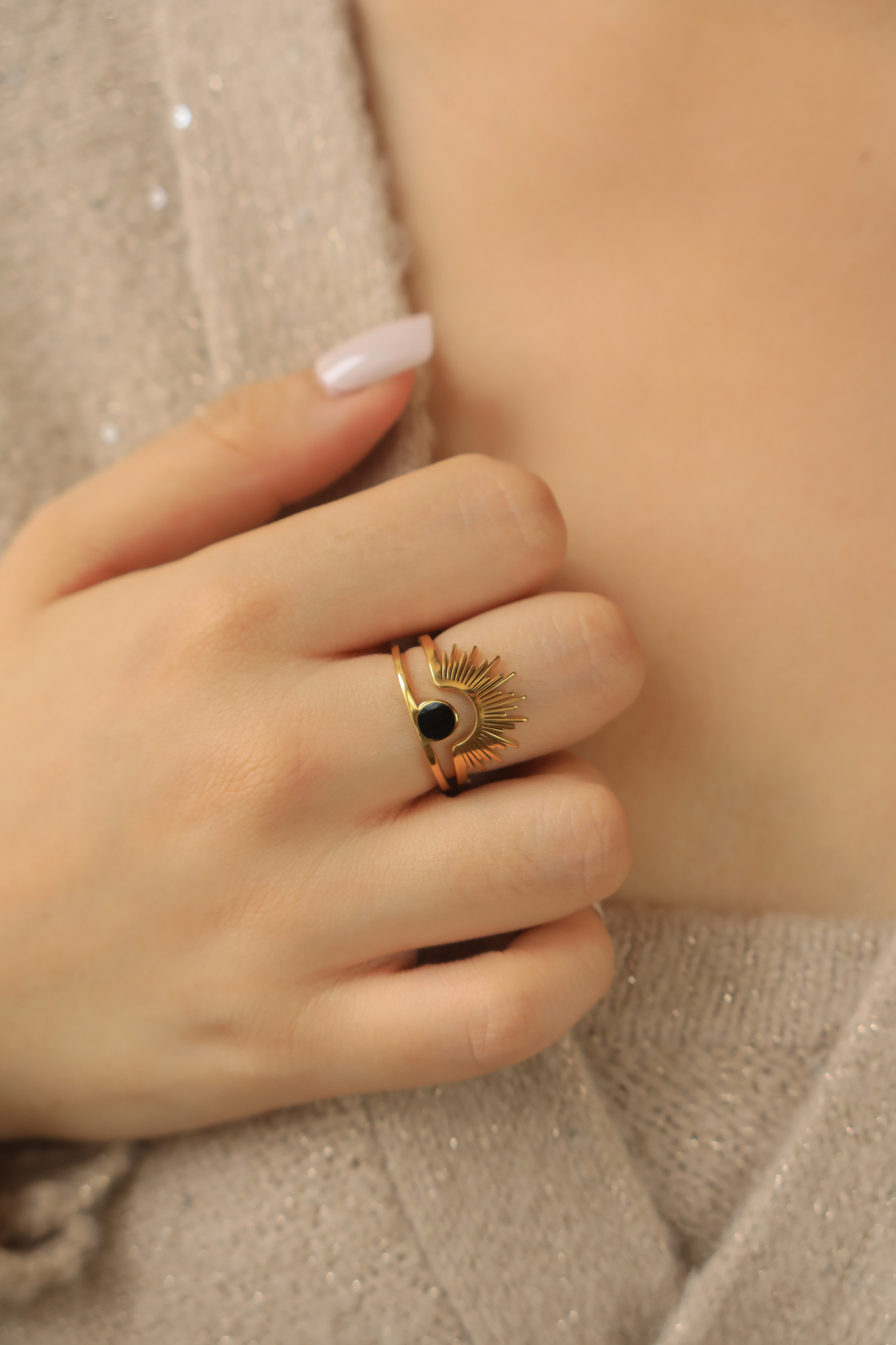 Sunburst Onyx Ring Set