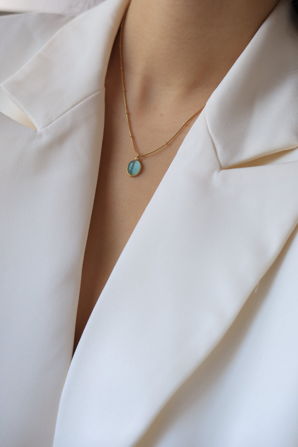 Oval Aquamarine Necklace