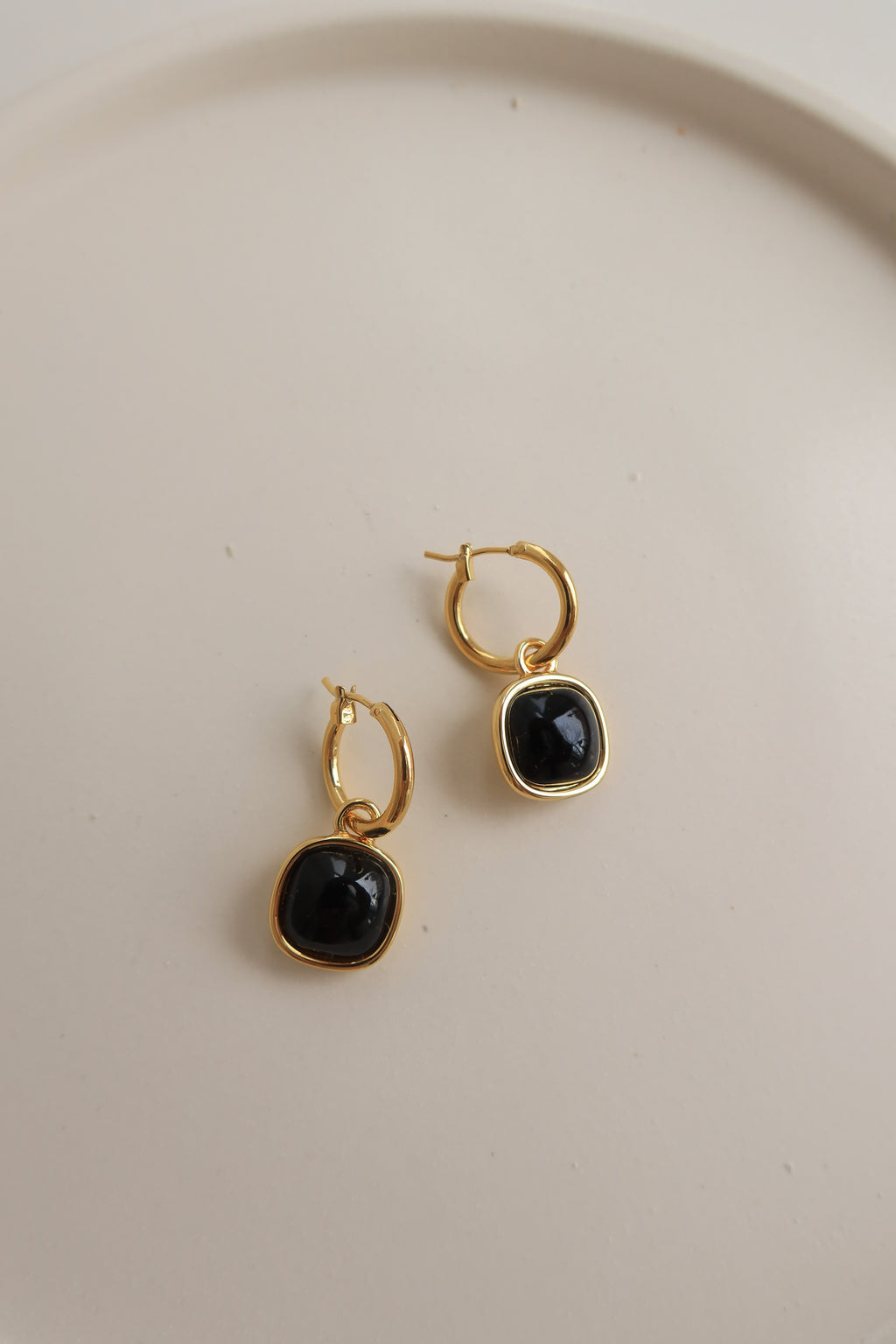 Dangle Onyx Earrings