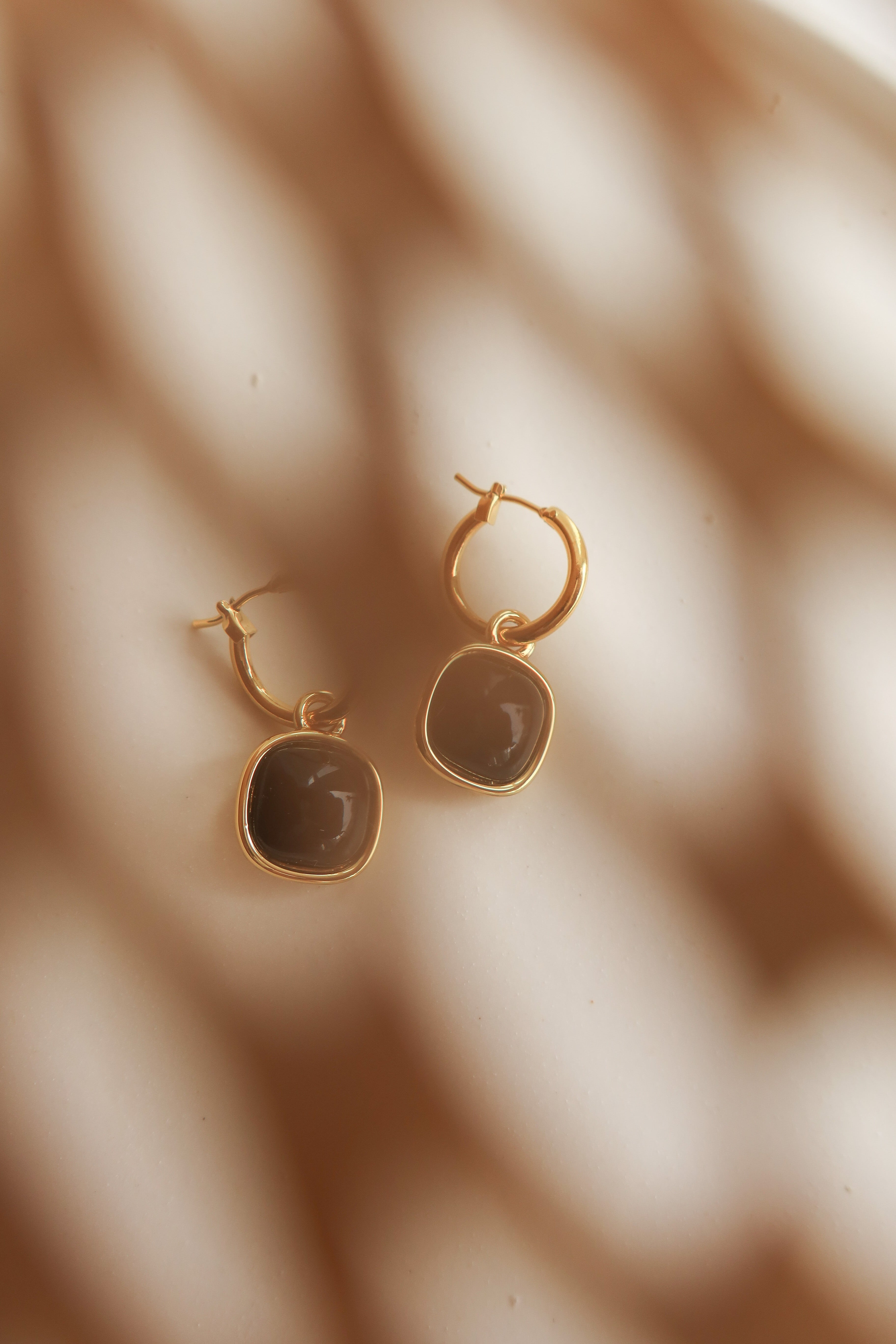 Dangle Onyx Earrings