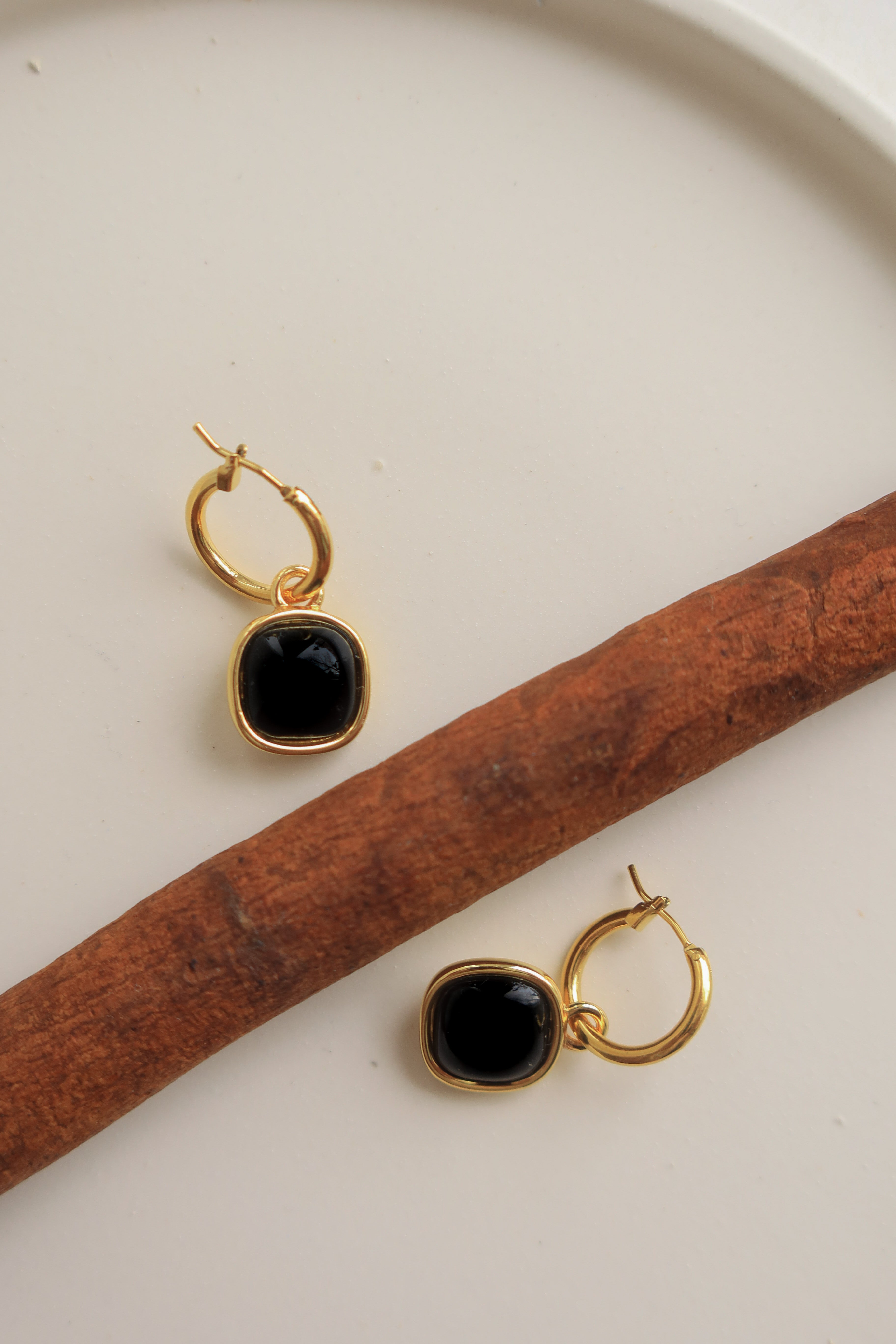 Dangle Onyx Earrings