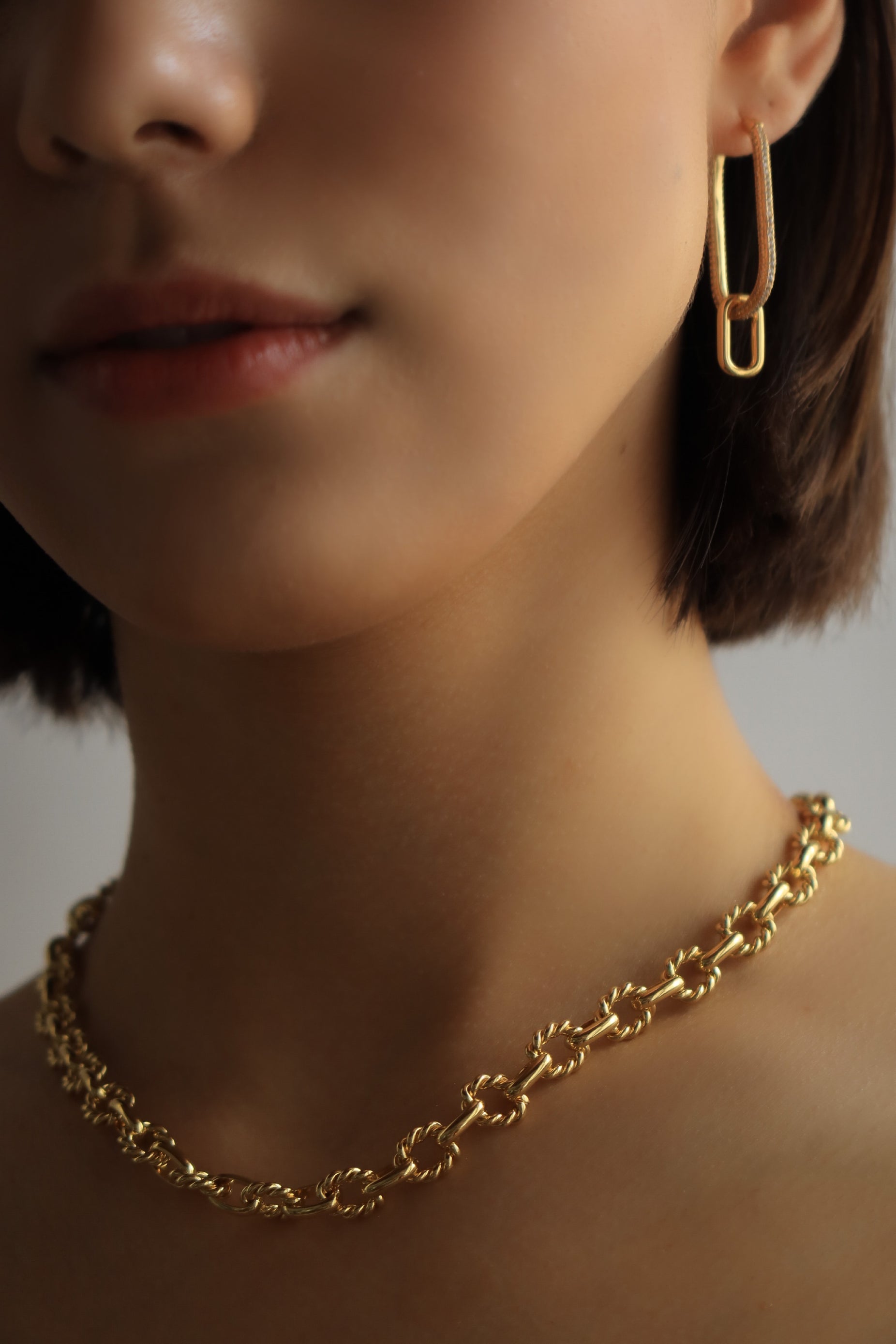 Vanity Fair Jewelry Set