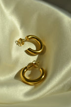 Golden Muse Jewelry Set
