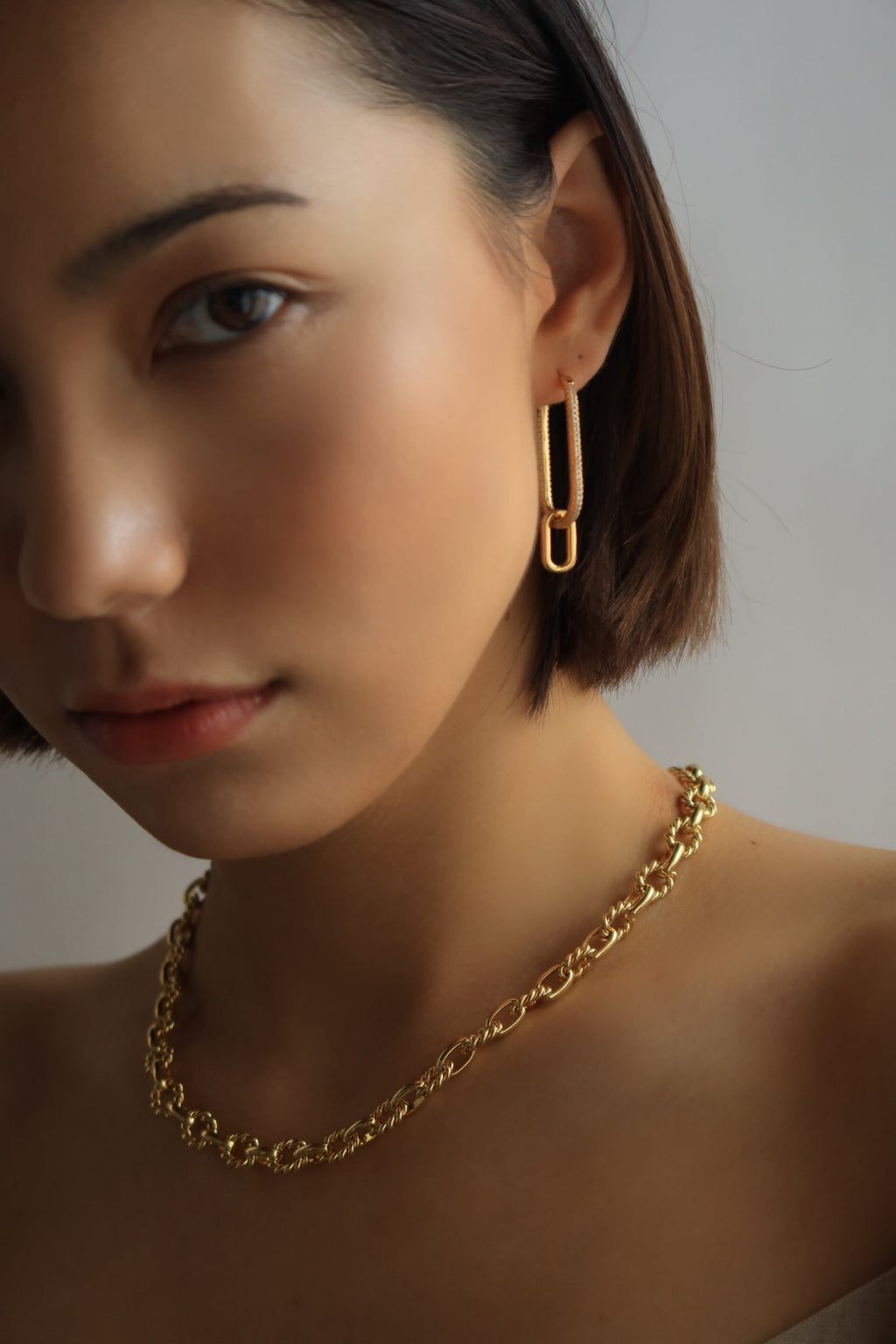 Vanity Fair Jewelry Set